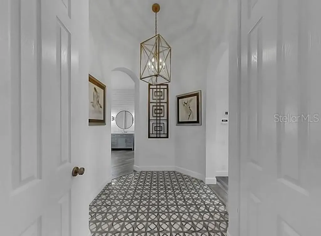 714 Islebay Drive Apollo Beach FL 33572