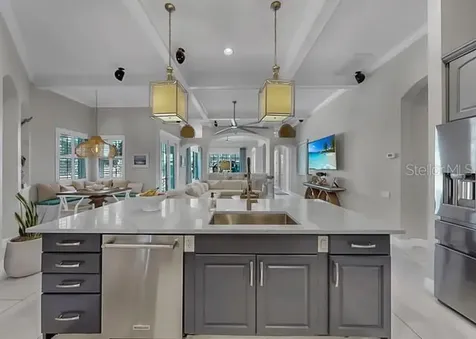 714 Islebay Drive Apollo Beach FL 33572
