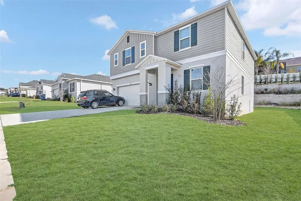 1985 Burgundy Drive Minneola FL 34715