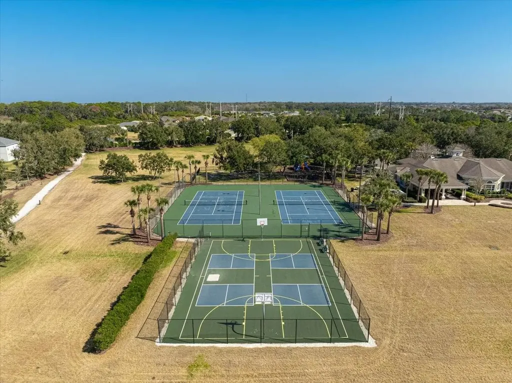 5912 100th Avenue E Parrish FL 34219