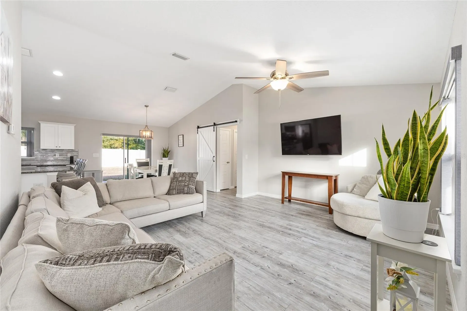 99 Pecan Drive Ocala FL 34472