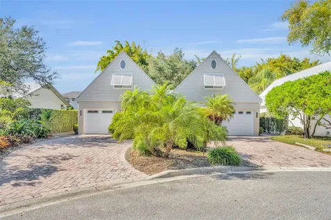 831/833 Huntington Court Winter Park FL 32789