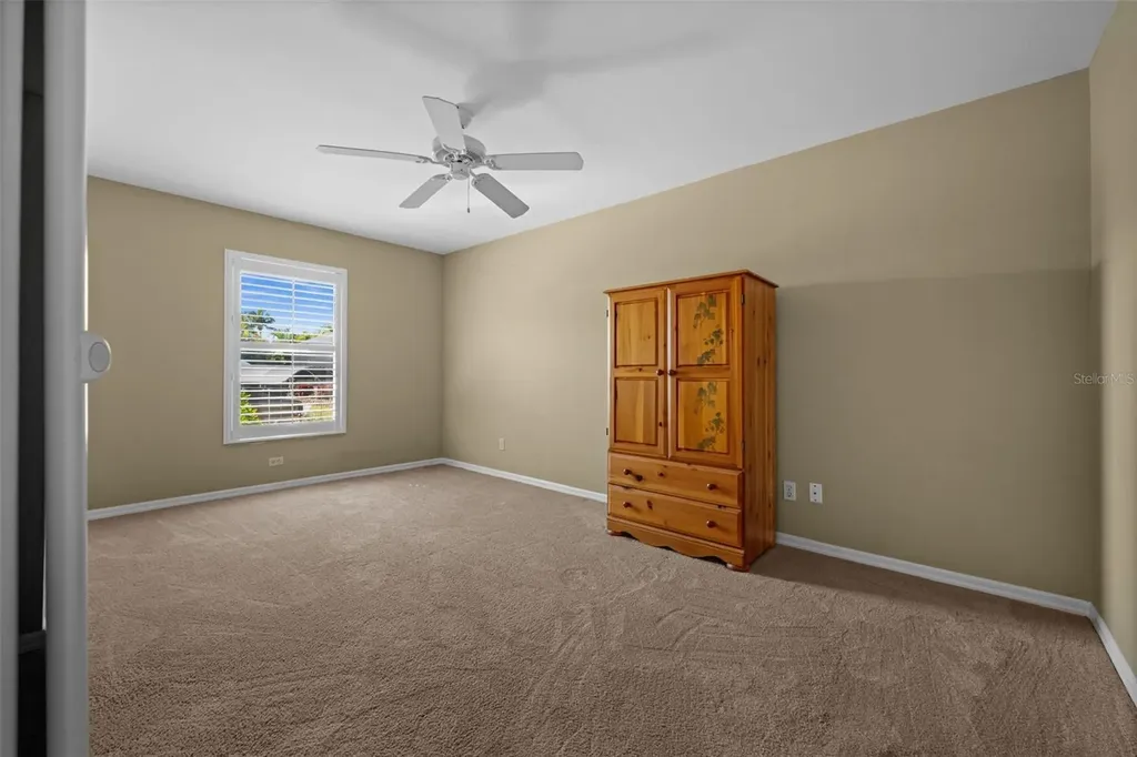 2926 SW 38th Terrace Cape Coral FL 33914