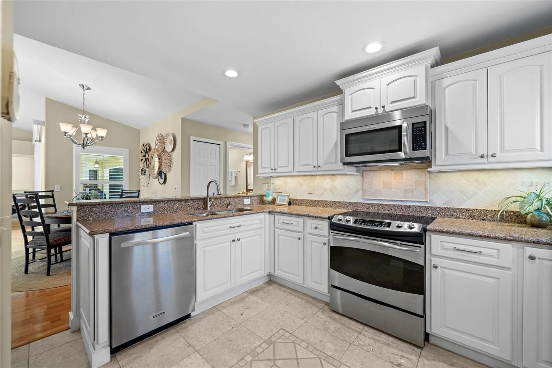 2926 SW 38th Terrace Cape Coral FL 33914