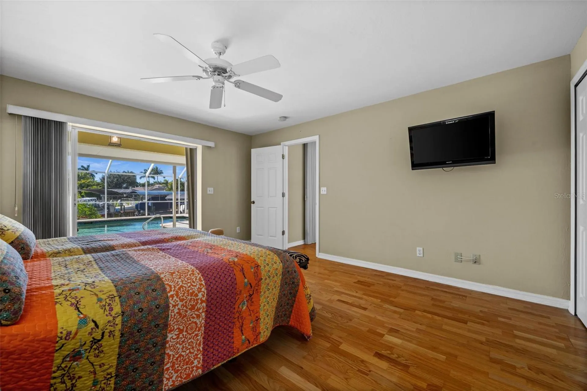 2926 SW 38th Terrace Cape Coral FL 33914