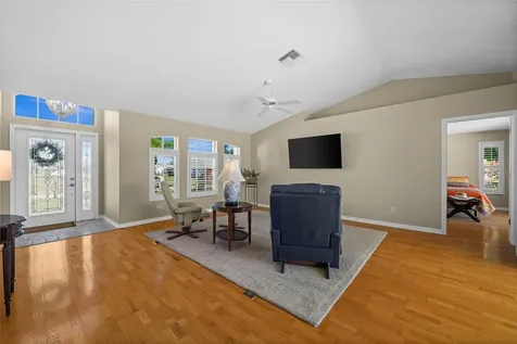 2926 SW 38th Terrace Cape Coral FL 33914