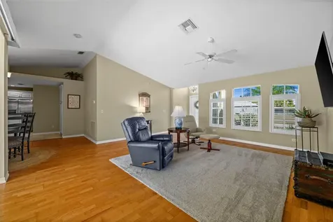 2926 SW 38th Terrace Cape Coral FL 33914