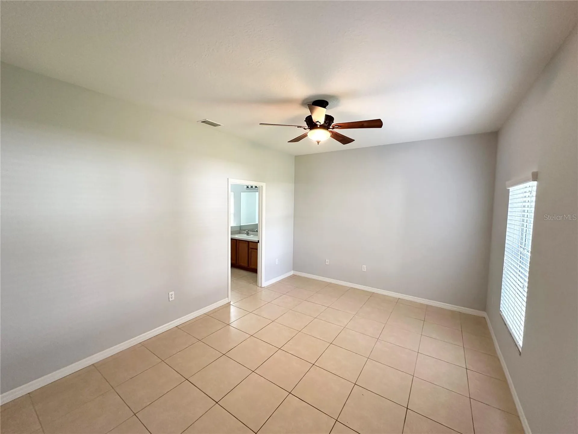 11 Praver Lane Palm Coast FL 32164