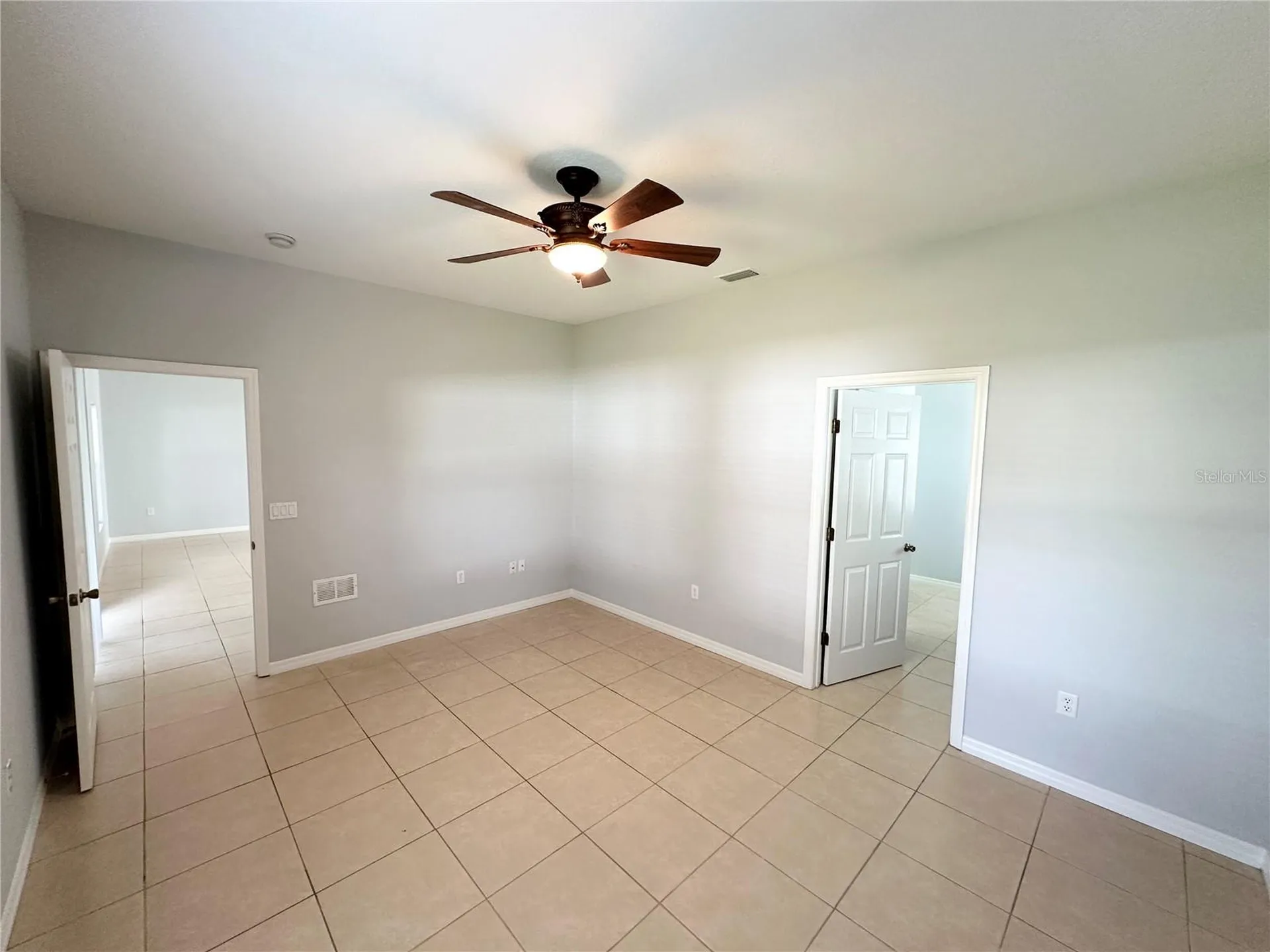 11 Praver Lane Palm Coast FL 32164