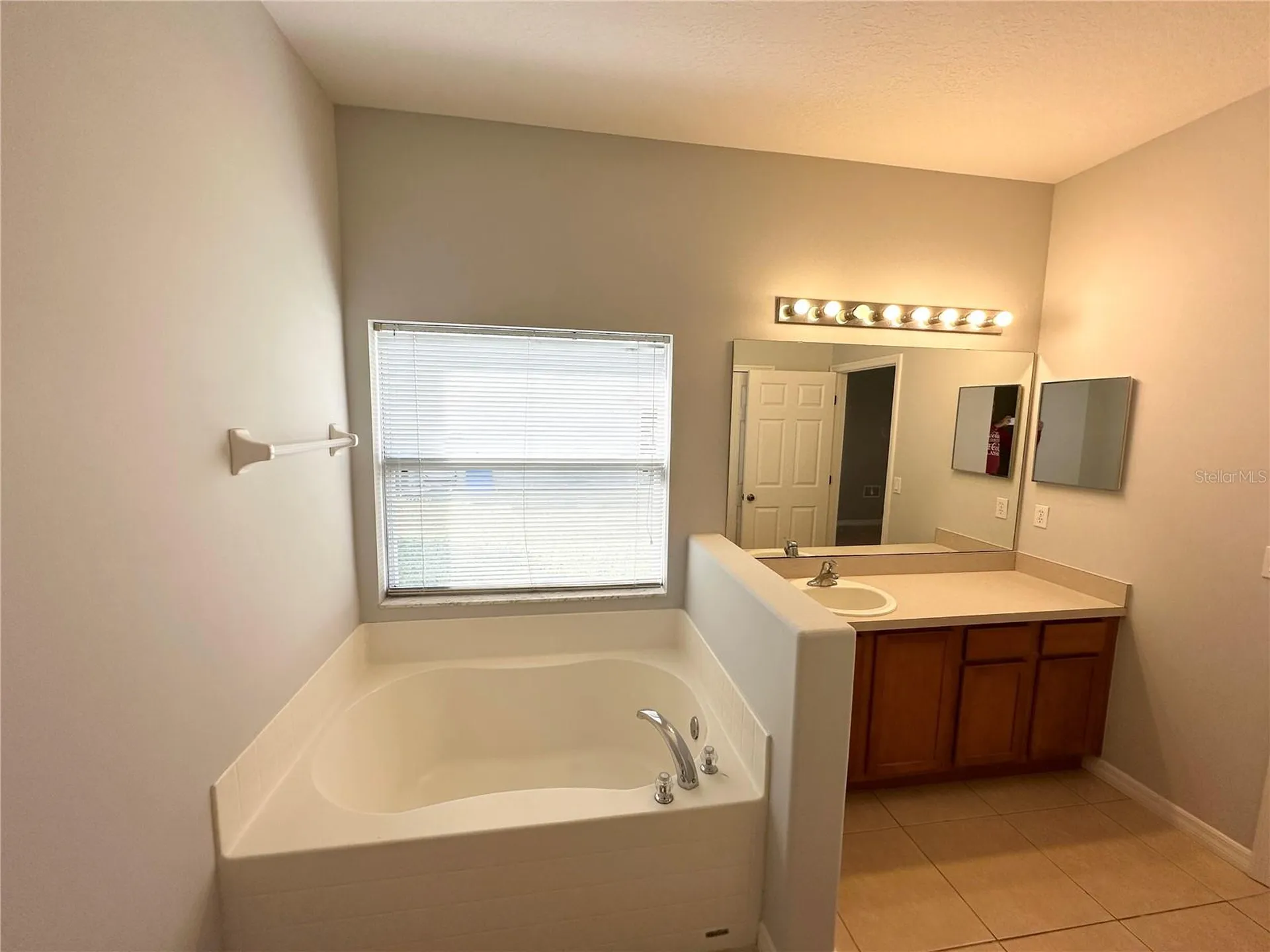 11 Praver Lane Palm Coast FL 32164