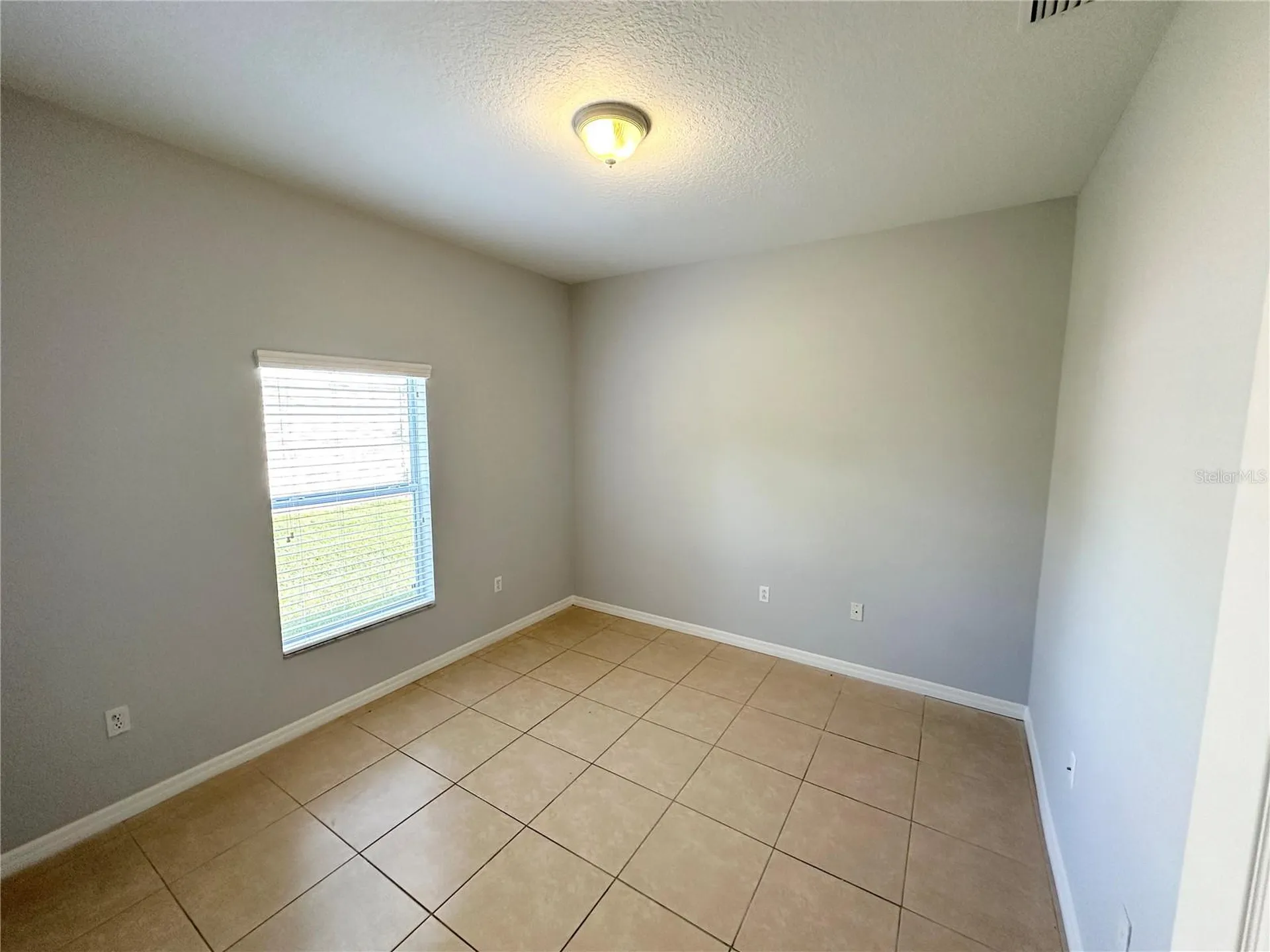 11 Praver Lane Palm Coast FL 32164