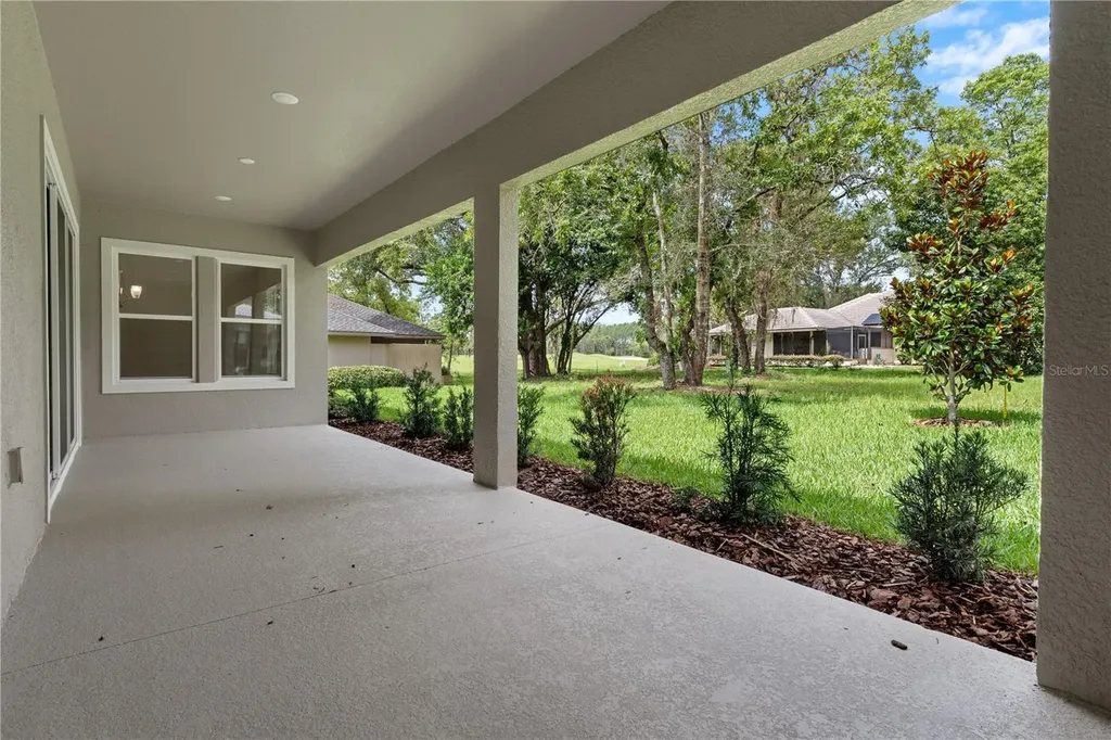 3030 W Bermuda Dunes Drive Lecanto FL 34461