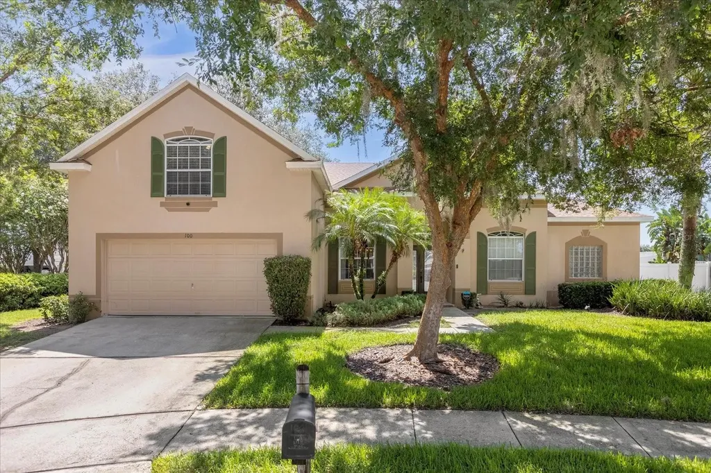 100 Hollybrook Court Davenport FL 33897