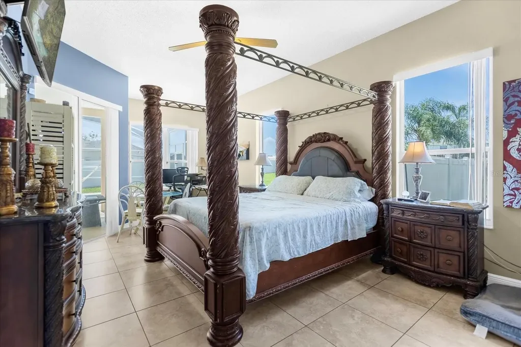 100 Hollybrook Court Davenport FL 33897