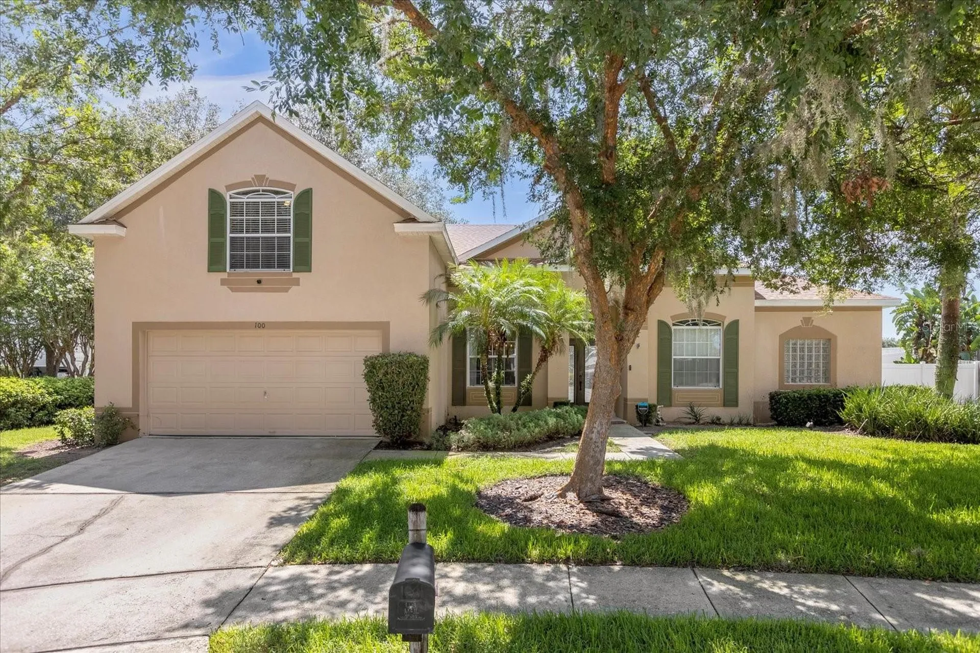 100 Hollybrook Court Davenport FL 33897