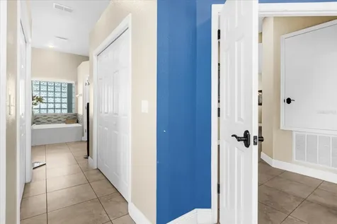 100 Hollybrook Court Davenport FL 33897