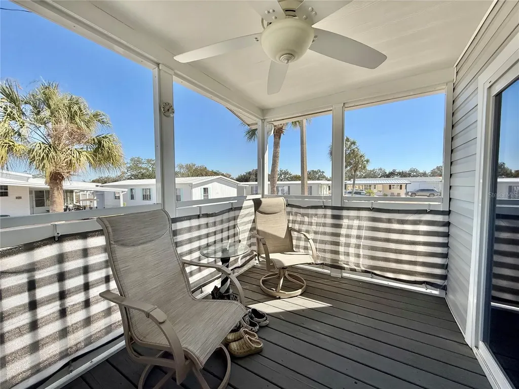 124 E Saint Annes Circle Apollo Beach FL 33572