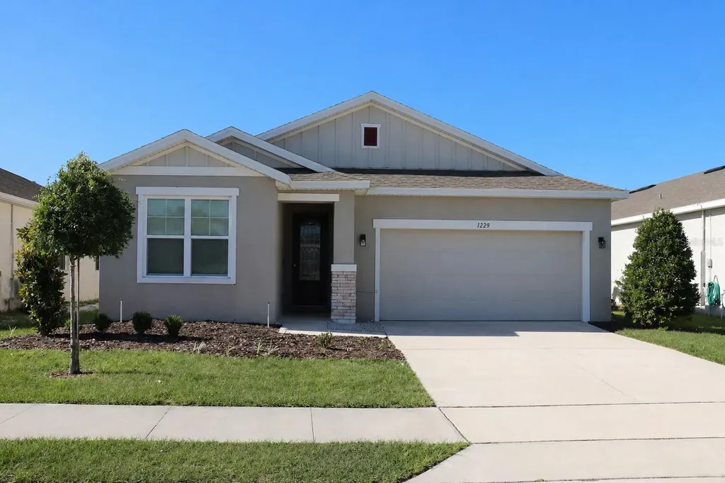 1229 Mattie Pointe Boulevard Auburndale FL 33823