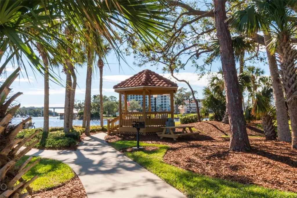 95 Rivers Edge Lane Palm Coast FL 32137