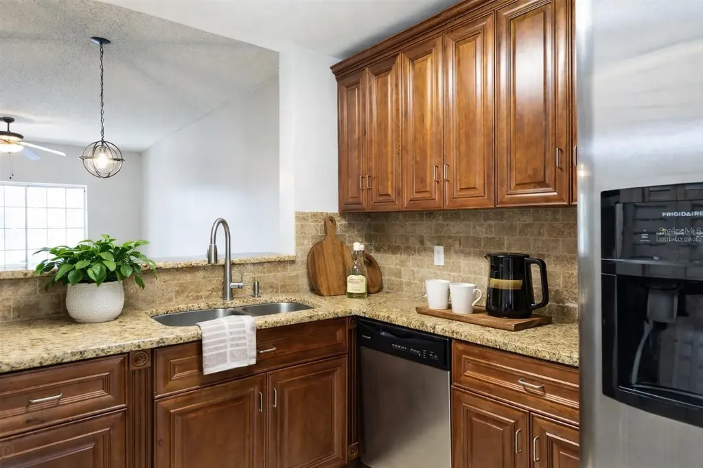 95 Rivers Edge Lane Palm Coast FL 32137
