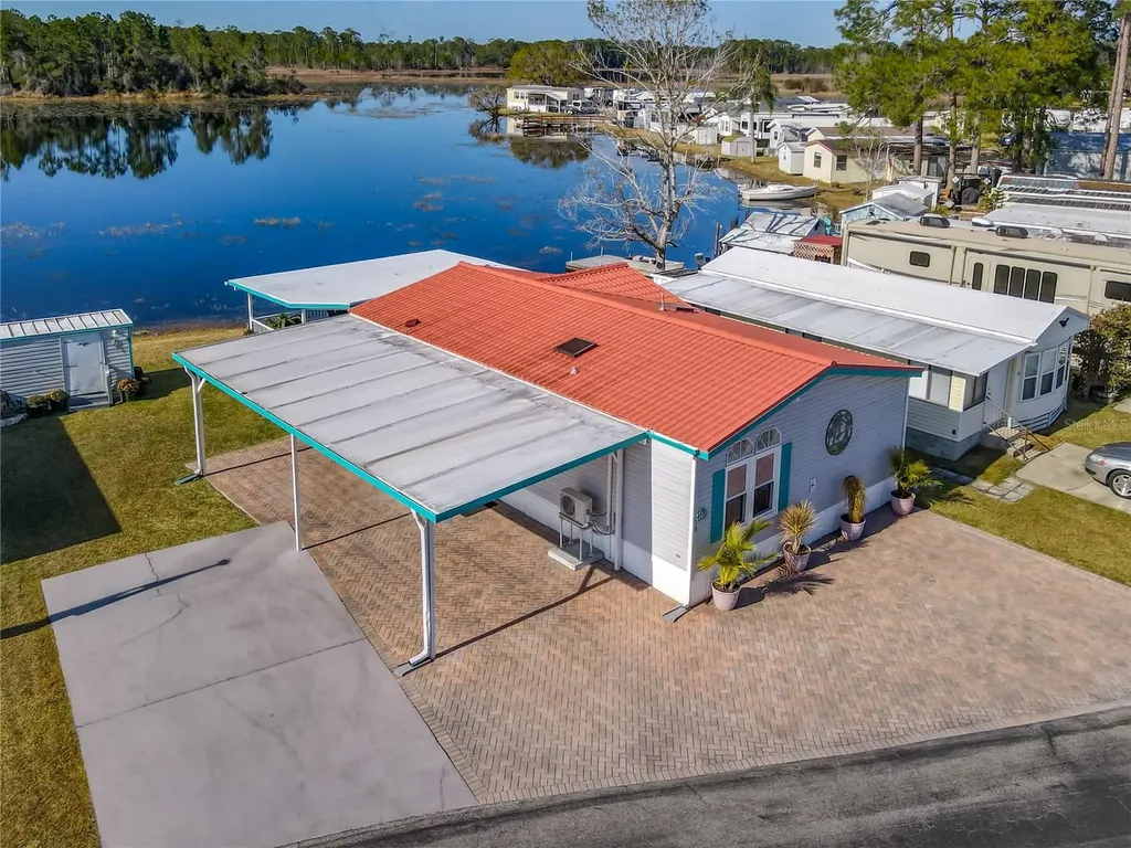70 & 71 Eagle Point S Osteen FL 32764