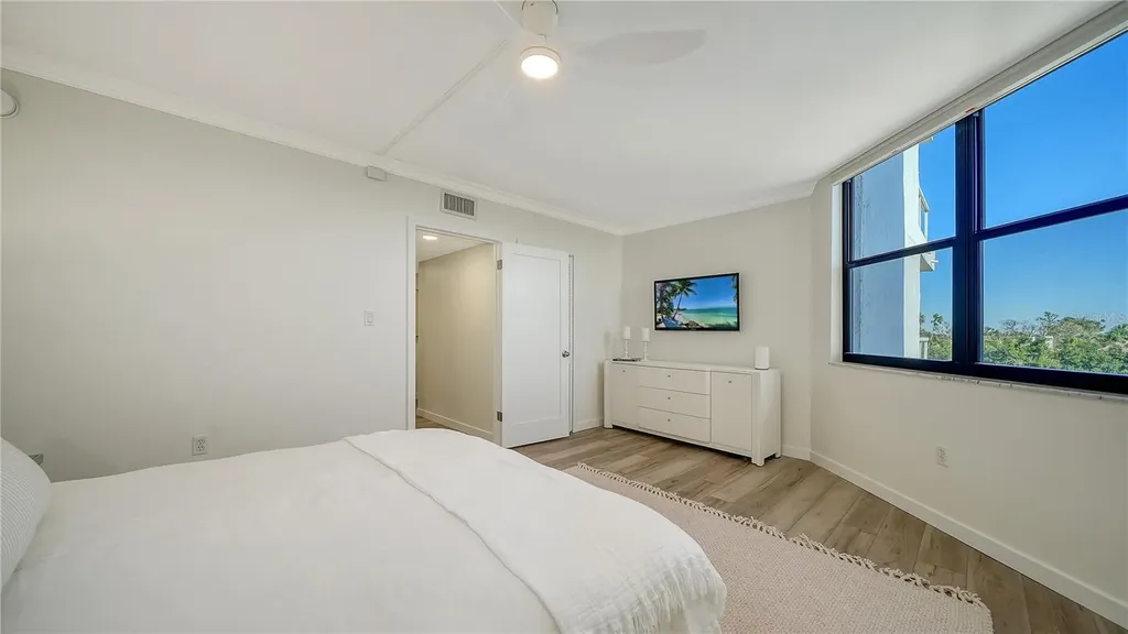1000 Longboat Club Road Longboat Key FL 34228