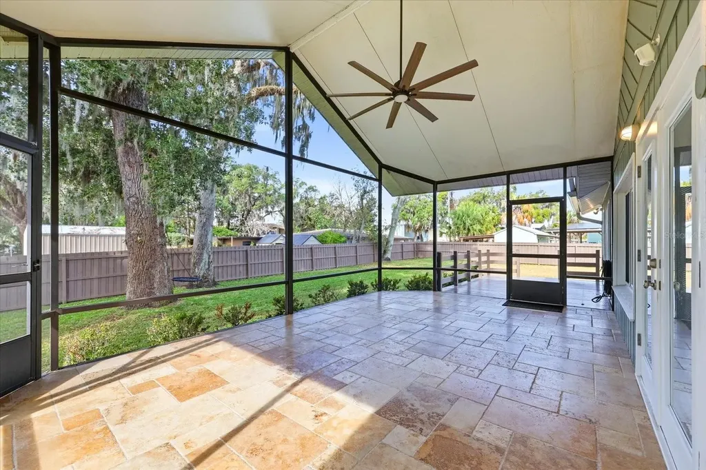 204 SE 2nd Avenue Crystal River FL 34429