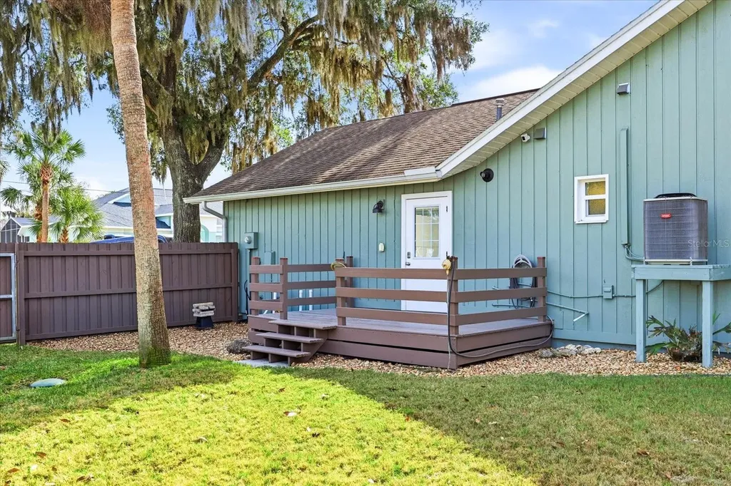204 SE 2nd Avenue Crystal River FL 34429