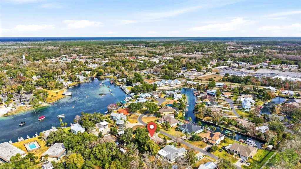 204 SE 2nd Avenue Crystal River FL 34429