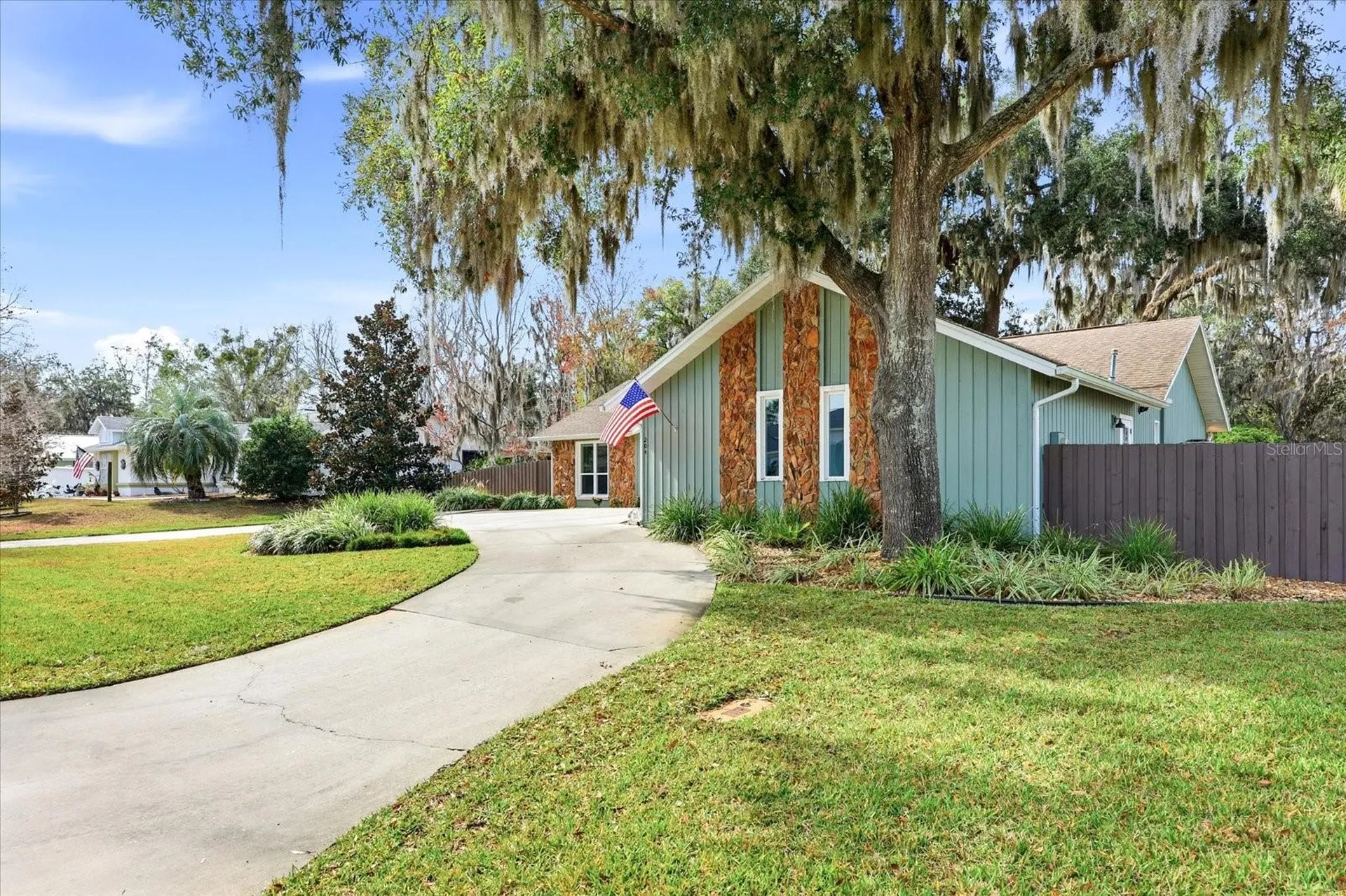 204 SE 2nd Avenue Crystal River FL 34429