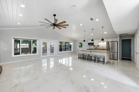 204 SE 2nd Avenue Crystal River FL 34429