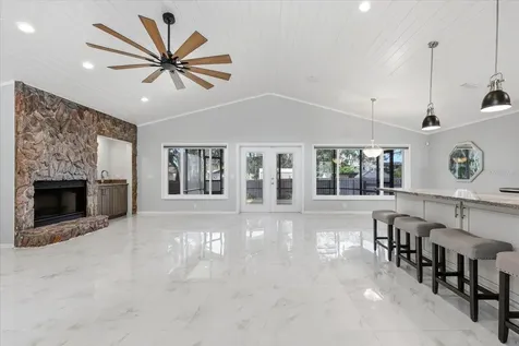 204 SE 2nd Avenue Crystal River FL 34429