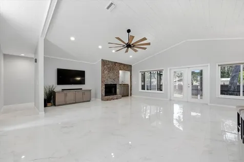 204 SE 2nd Avenue Crystal River FL 34429