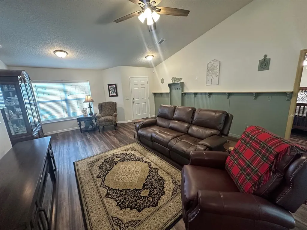 8291 N Downer Way Dunnellon FL 34434