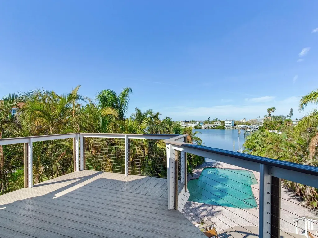 410 140th Avenue E Madeira Beach FL 33708