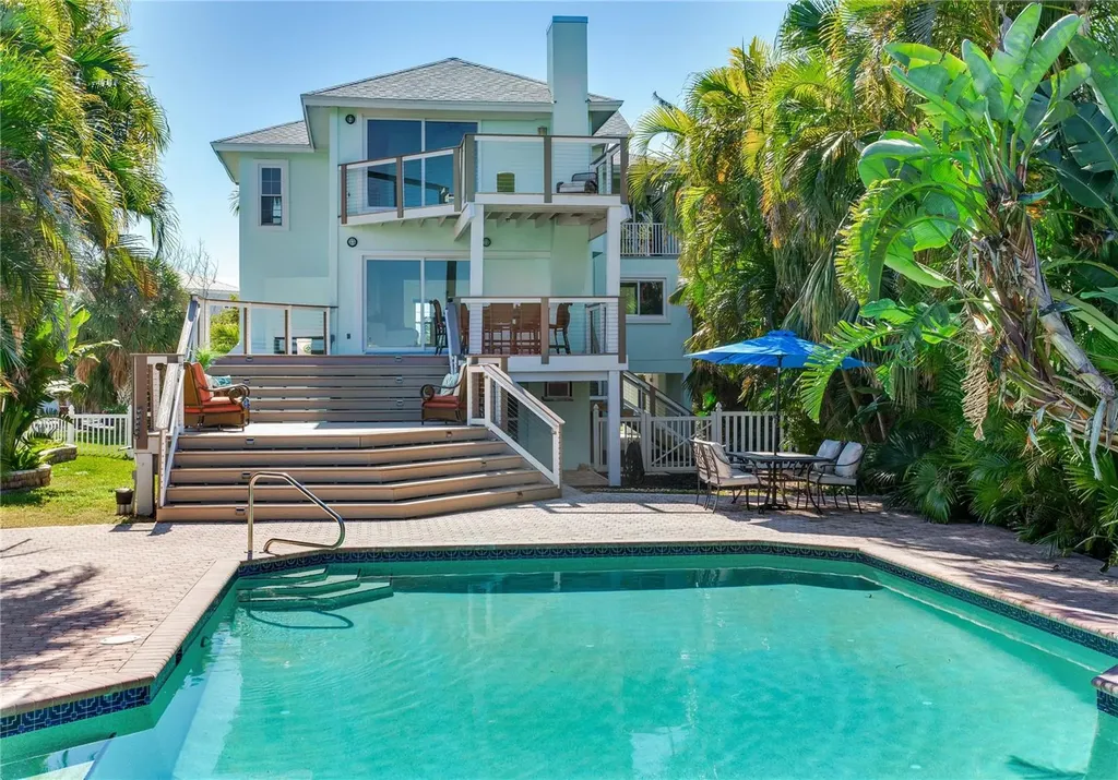 410 140th Avenue E Madeira Beach FL 33708