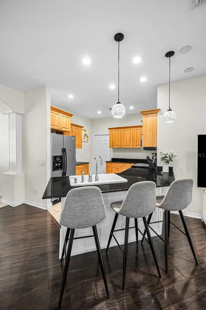 1239 Vista Way Clearwater FL 33755