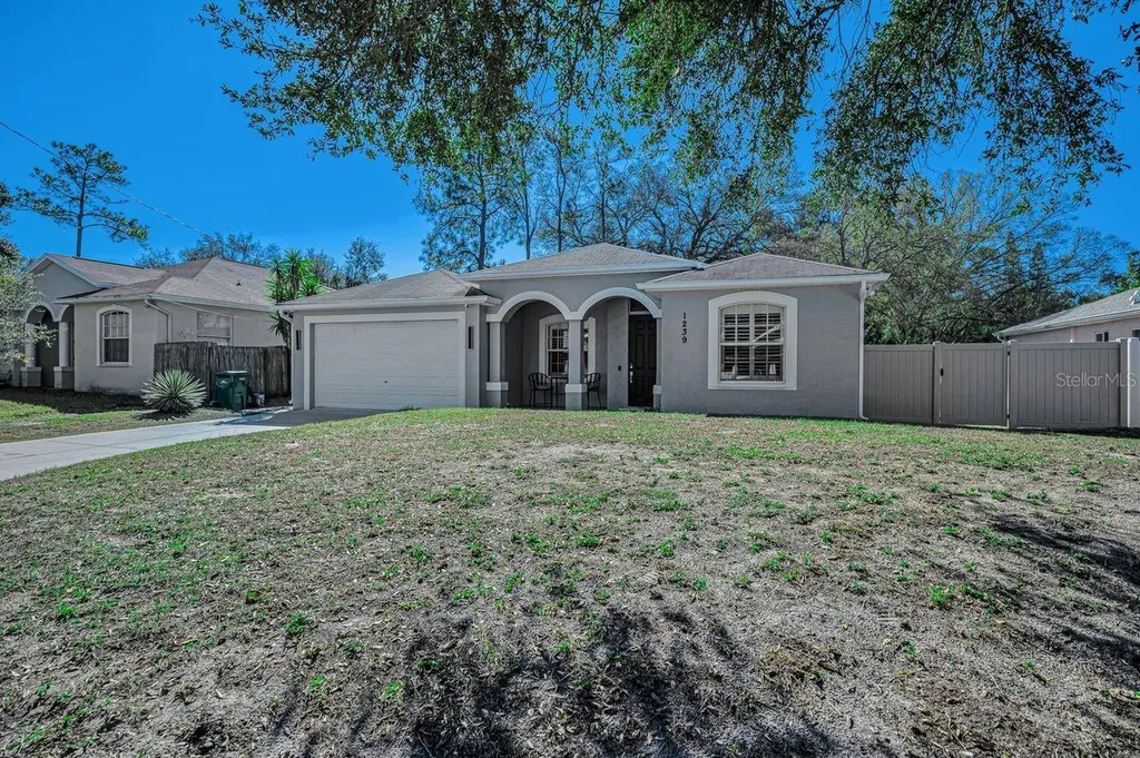 1239 Vista Way Clearwater FL 33755