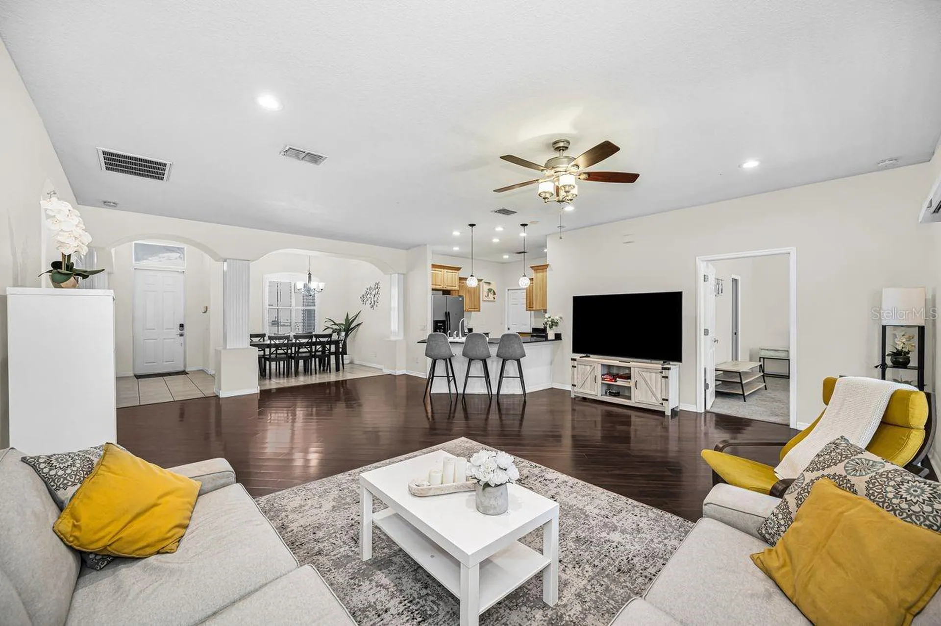 1239 Vista Way Clearwater FL 33755