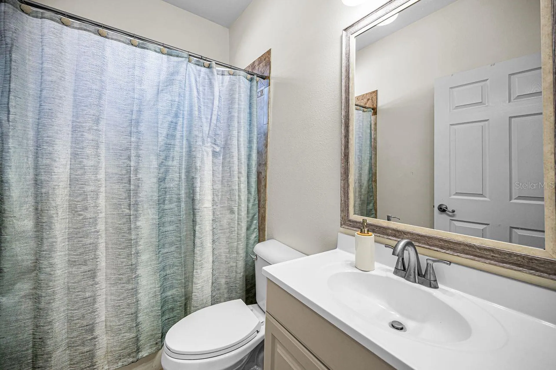 1239 Vista Way Clearwater FL 33755