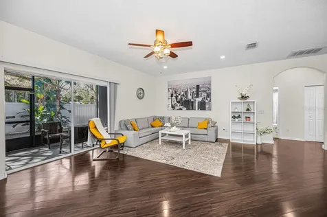 1239 Vista Way Clearwater FL 33755