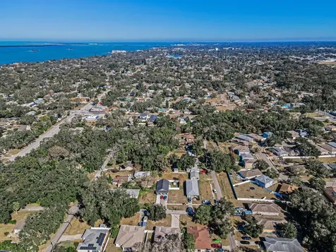 1239 Vista Way Clearwater FL 33755