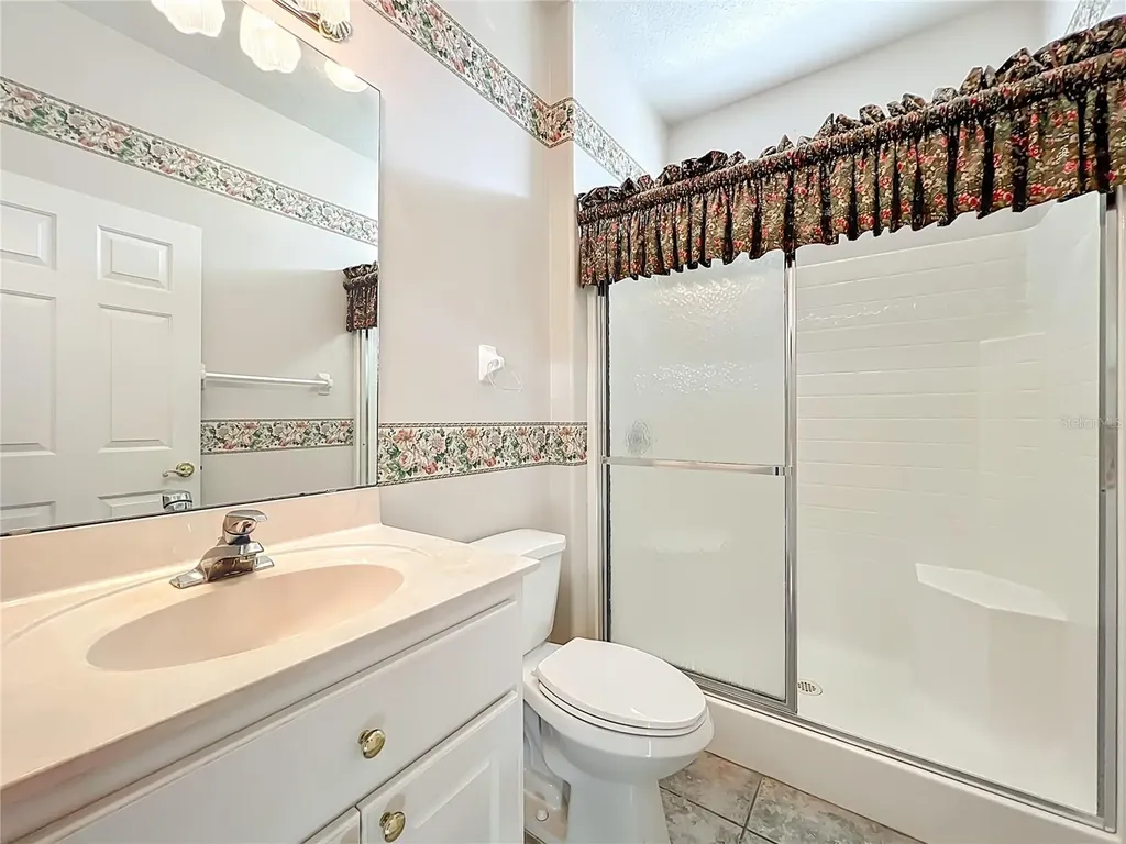 5685 Gulf Stream Street Tavares FL 32778