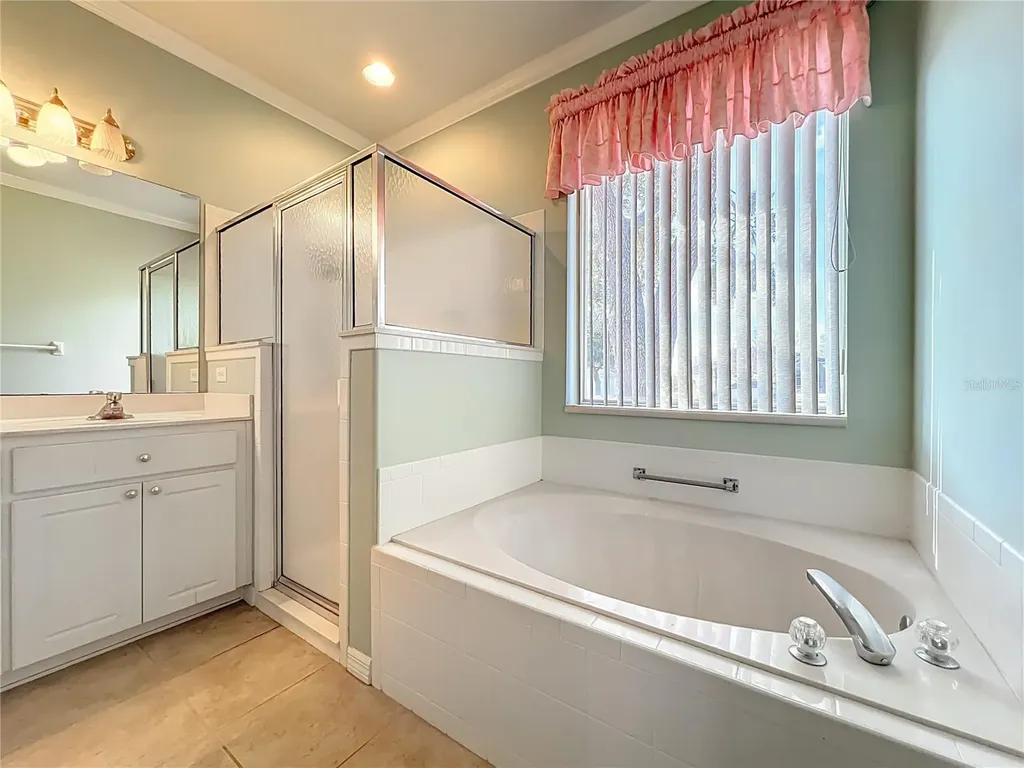 5685 Gulf Stream Street Tavares FL 32778
