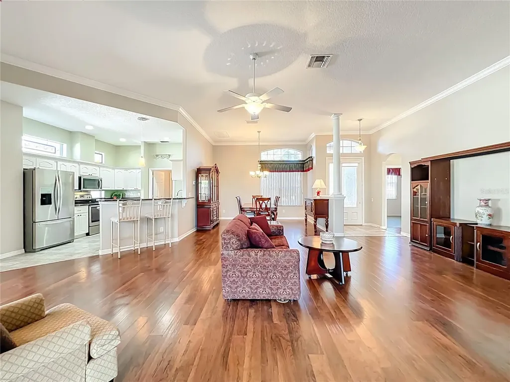 5685 Gulf Stream Street Tavares FL 32778