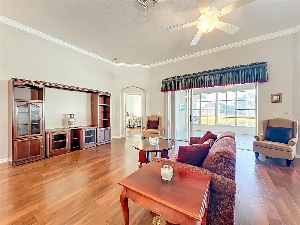 5685 Gulf Stream Street Tavares FL 32778