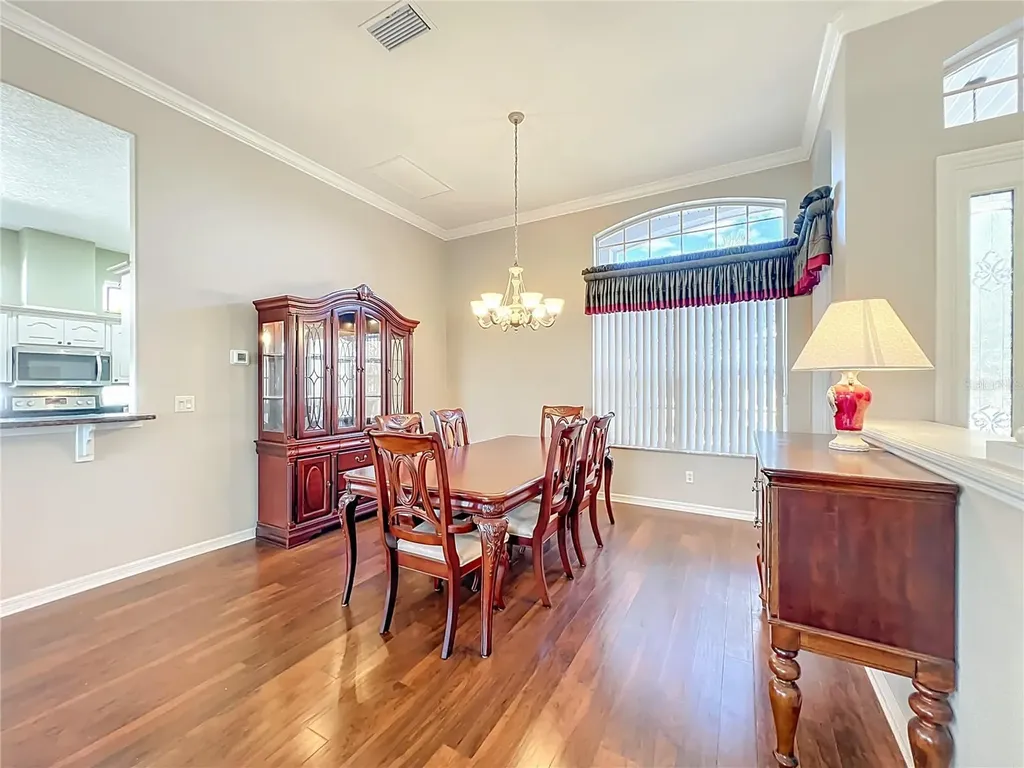 5685 Gulf Stream Street Tavares FL 32778