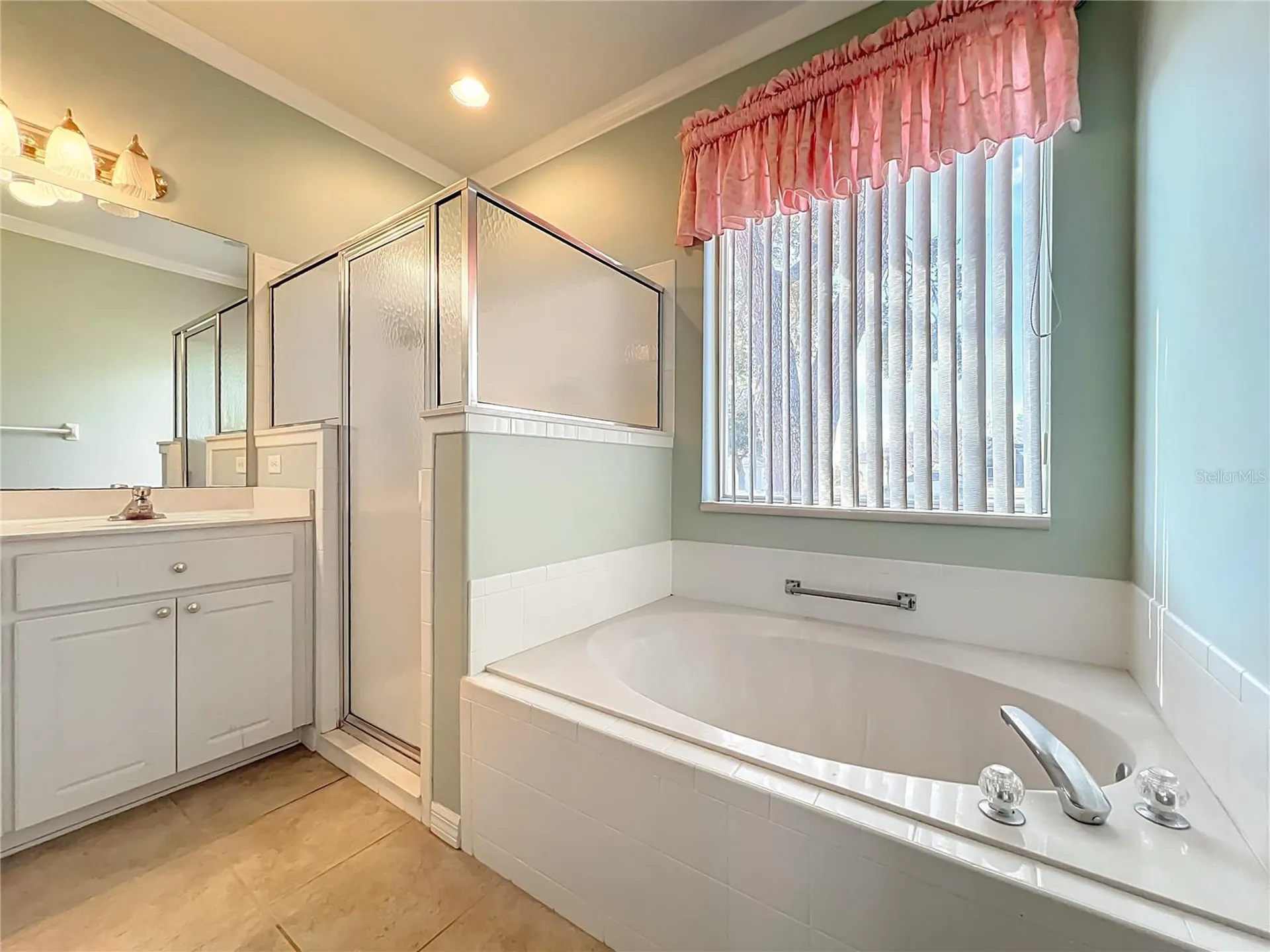 5685 Gulf Stream Street Tavares FL 32778