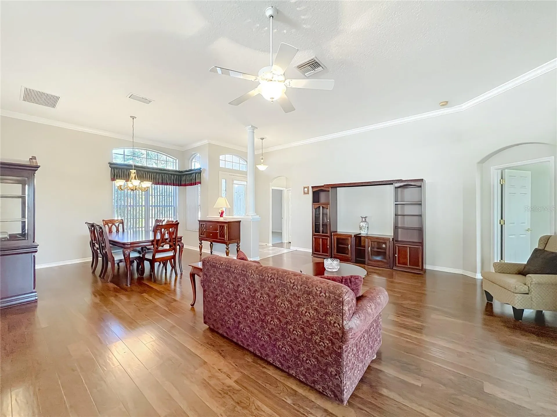 5685 Gulf Stream Street Tavares FL 32778
