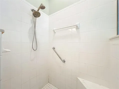 5685 Gulf Stream Street Tavares FL 32778